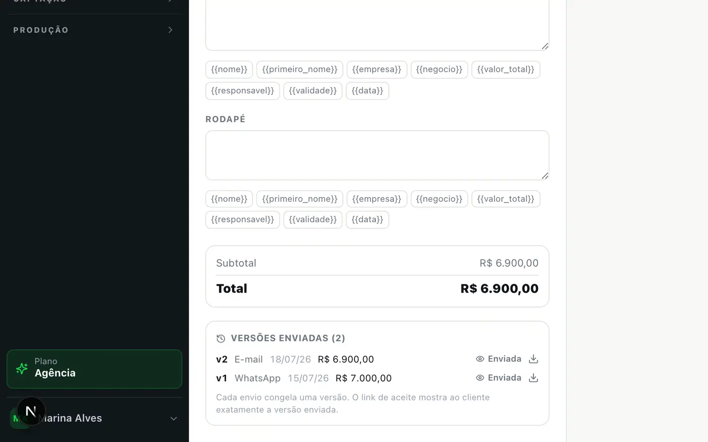 Editor de proposta comercial online no CLICA CRM, com itens, valores, desconto e validade montados a partir do negócio